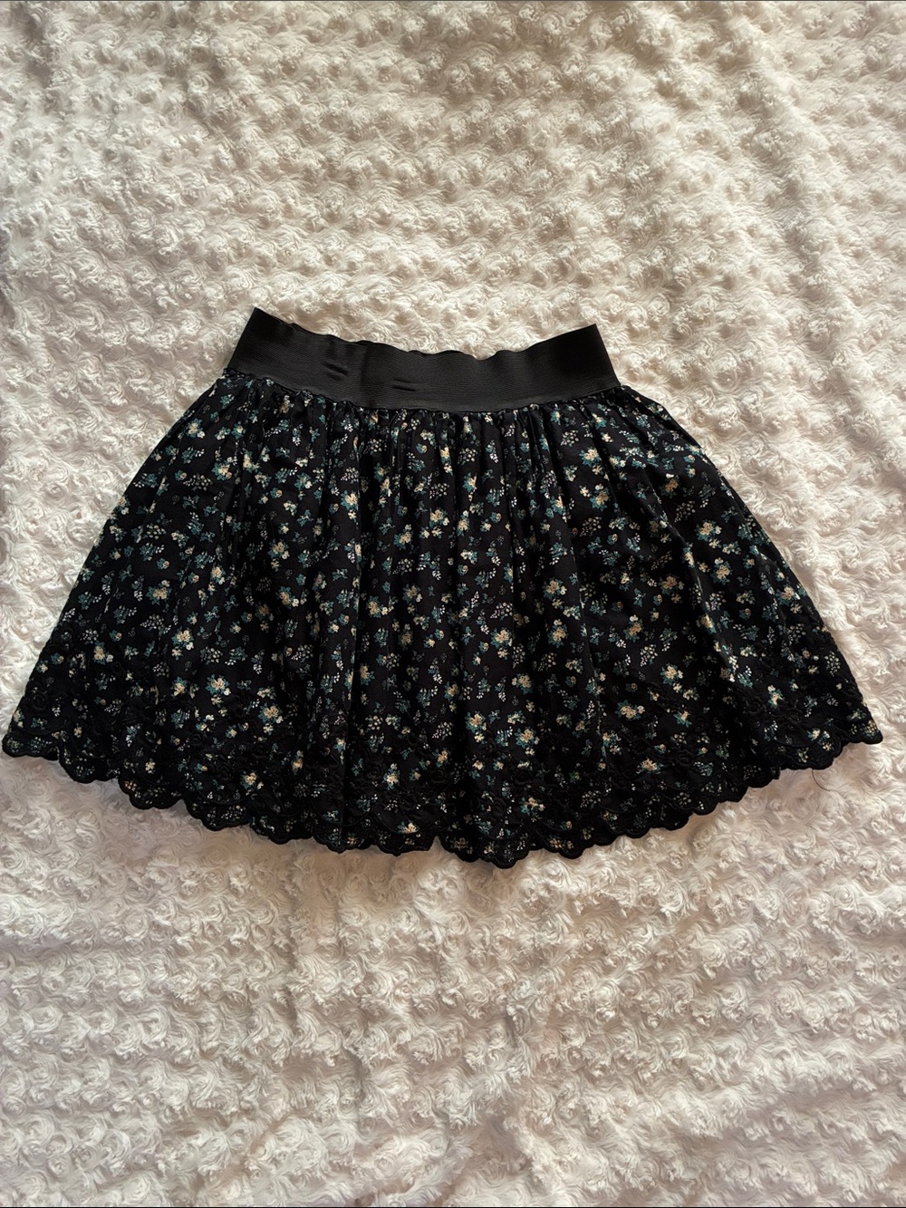 Forever 21 Black Floral Lace Skater Skirt
